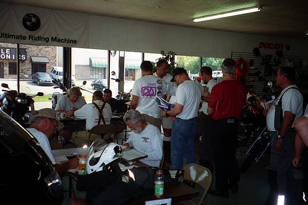 2000-08-bl2-fargo2.jpg