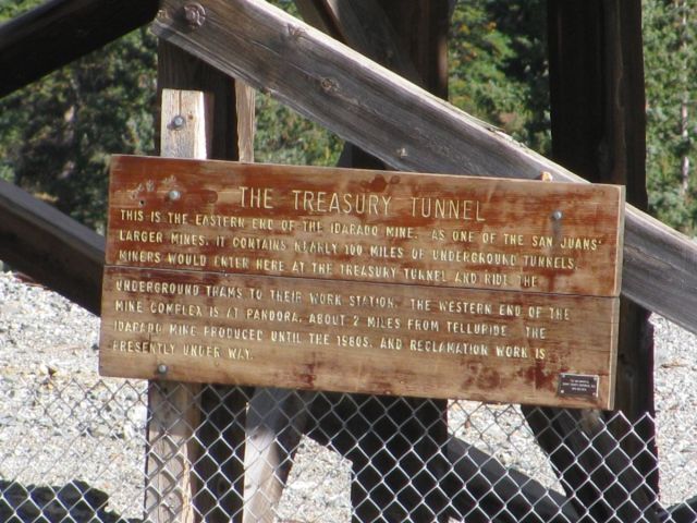 2010-09-co-1290.JPG
