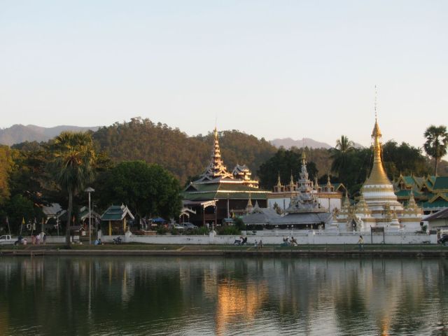 2010-11-thailand-2610.JPG